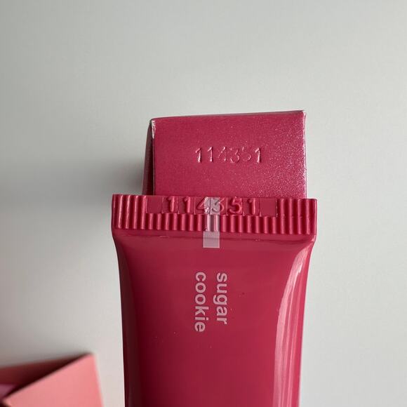 Rhode Sugar Cookie Peptide Lip Tint Gift Set Stickers and Bag LA Popup Brand New - Picture 10 of 16